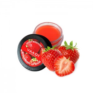 strawberry-lip-balm
