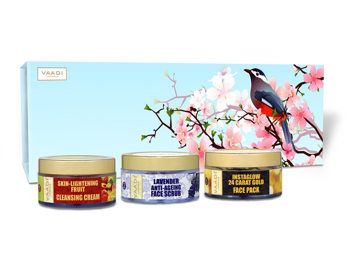 Glamorous Glow Skin Care Herbal Gift Set (Cherry Tree with Beautiful Sparrow)